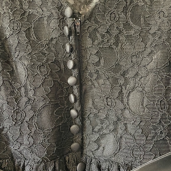 MoriLee Black Lace Dress, Size 10 (fits like a true 4) - Picture 3 of 4